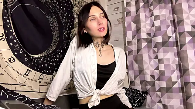 SweetFemBoyy Webcam show