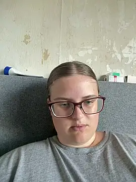 Živý XXX chat CurvyPaar2