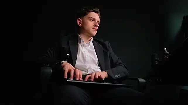 FelixStarkk élő XXX-chatje