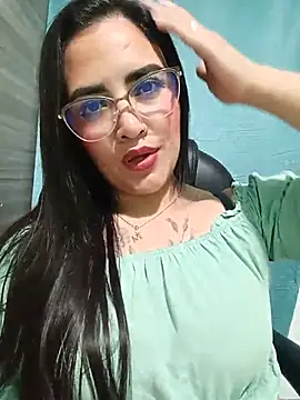 MAYE__13's Live XXX Chat