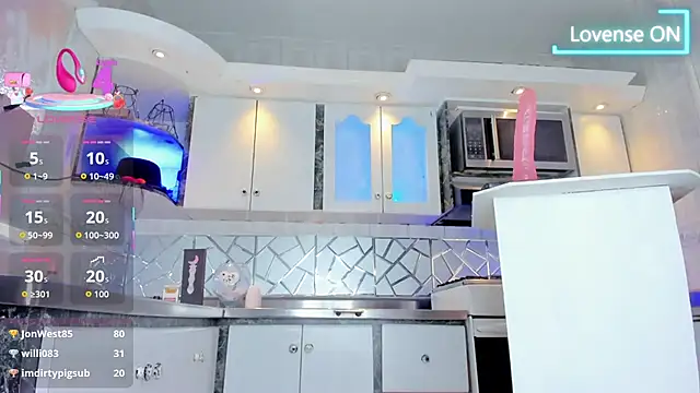 CrisOzzz লাইভ XXX চ্যাট
