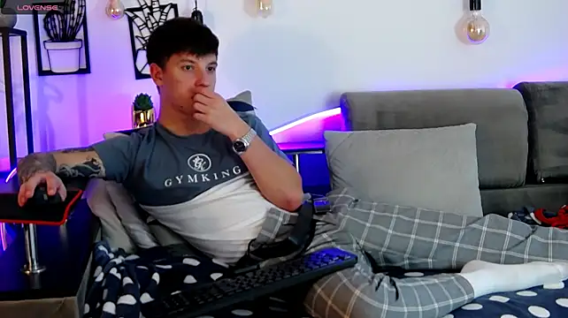 Онлайн чат XXX ThomasEdisonn