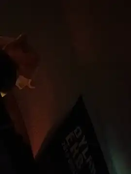 הופעת וובקאם של crazycam619