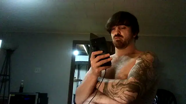 WyattL96 – Live XXX-chat