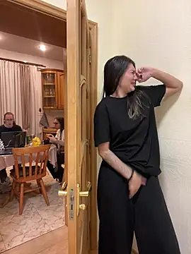 RussianGirls_ 现场XXX聊天