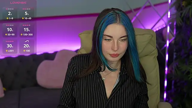 Show modela KassandraPlay na web-kameri