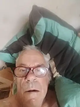Chat +18 de AIDIl63 ao vivo