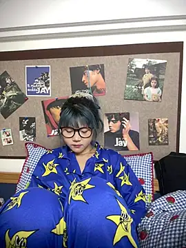 Chat XXX en directo de Rocket-Girl