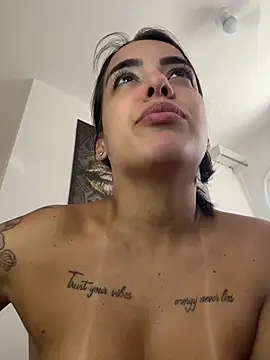 Srta_Jhenny – Live XXX-chat