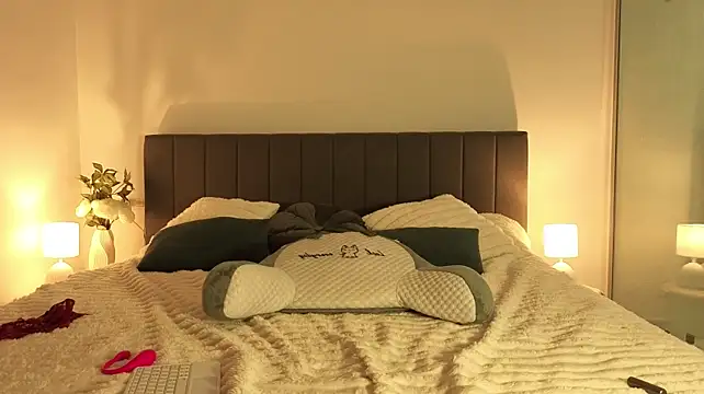 DianaaLight লাইভ XXX চ্যাট