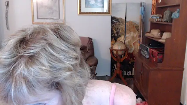 SindeeDix's Live XXX Chat