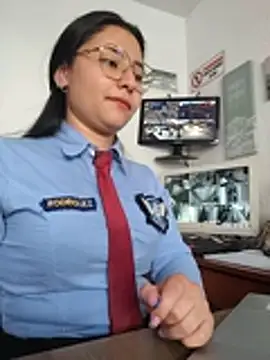 Queen_linda1: απευθείας συνομιλία ΧΧΧ