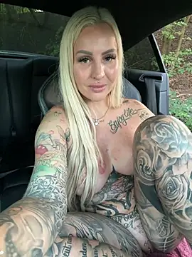 CoraDiamond Live XXX-chat