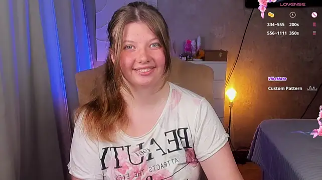 XXX chat uživo modela Vivian_cutie
