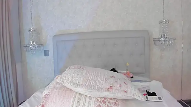 Chat +18 de sakura_Gomez ao vivo
