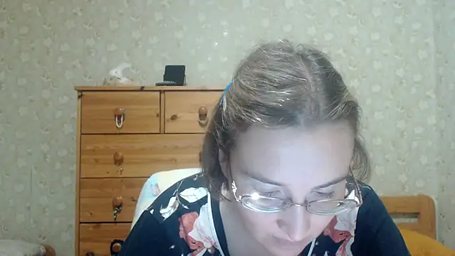 Smart_Rose's Live XXX Chat