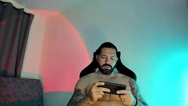 Chatroom XXX en direct de Pierre_Vidal