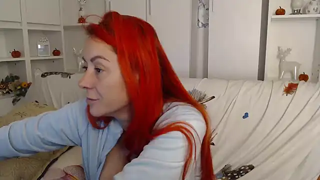 Chatroom XXX en direct de _karolynesyera_