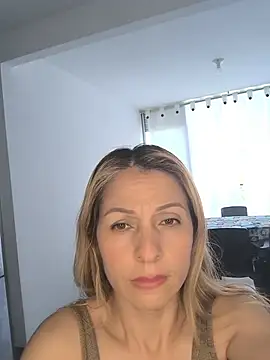AlexaFoxx_: απευθείας συνομιλία ΧΧΧ