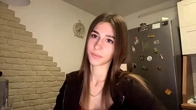 ZaraGuyette's Live XXX Chat