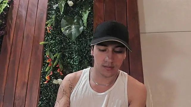 Andy_Joy_n Live XXX chat