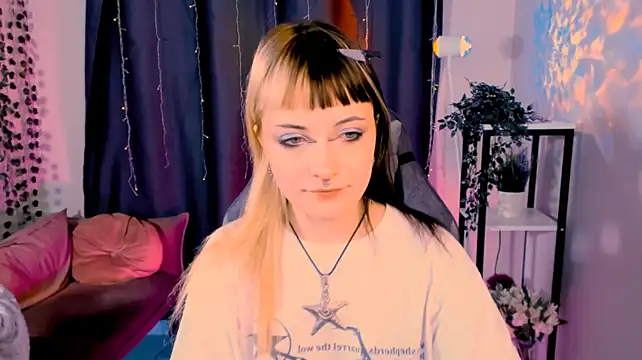 mymeow_miley: онлайн-секс-чат