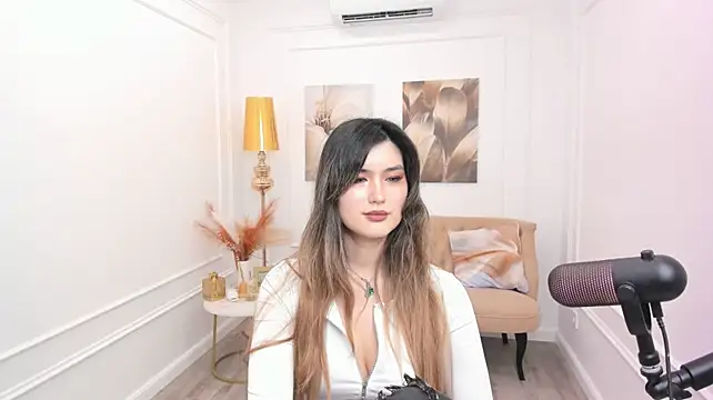 AnneTLi 现场XXX聊天