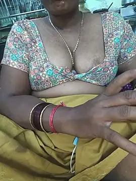 Tamilselviroja-: онлайн-секс-чат