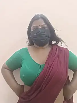 Chat +18 de Tamil_Milf ao vivo