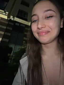 ICrazyOneIRL Chat XXX live