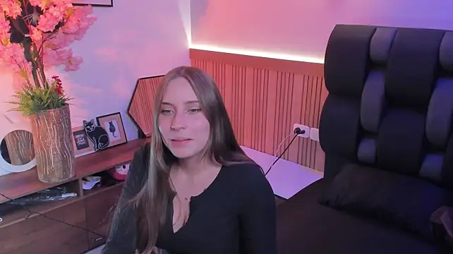 Siouxsie_cenobite - (∩^o^)⊃━☆ Naked + squirt (2 min control)