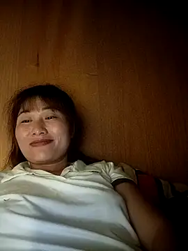 MIANSNI02 XXX чат на живо