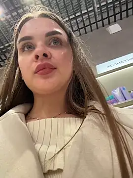 KristiRich Adlı Modelin Canlı XXX Sohbeti