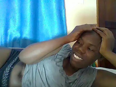Blacksexyqueen24's Live XXX Chat