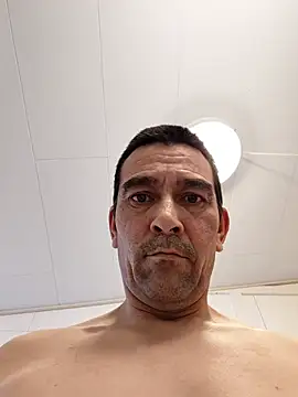 Cumsex81's Live XXX Chat