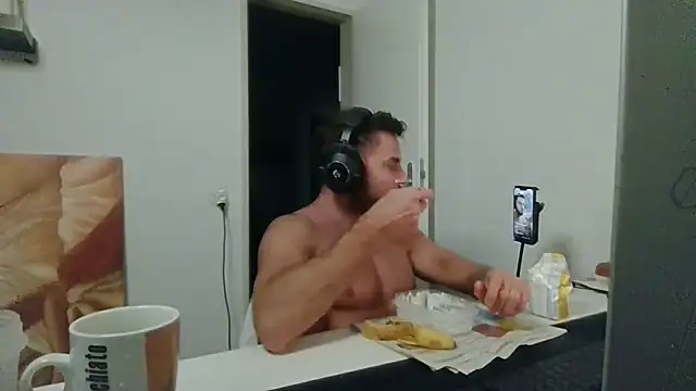 alpha-hunk Live XXX-Chat