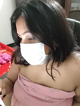 Živý XXX chat honeymodu