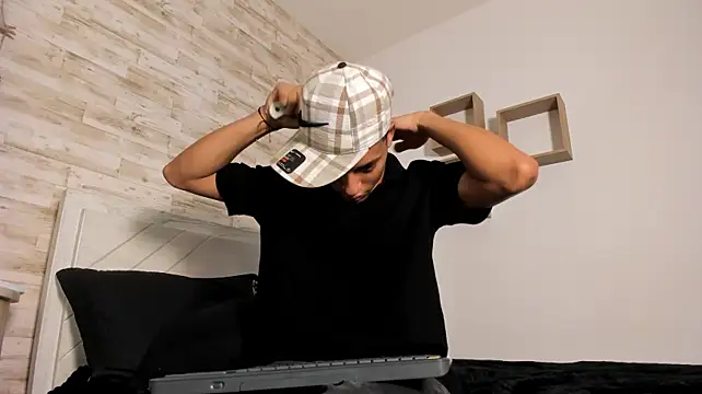Jake_Noir élő XXX-chatje