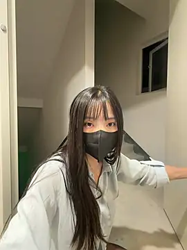 Xiao-Lin - 脱内衣漏奶一分钟