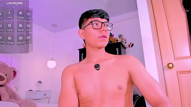CodyTwink's Live XXX Chat