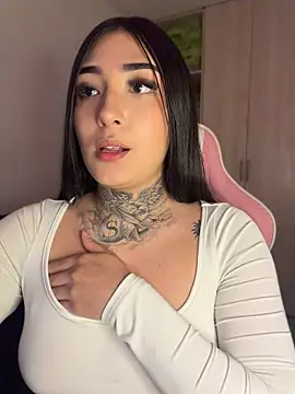 Chat XXX en directo de _Naomy_Collins