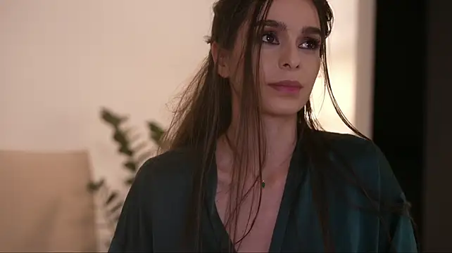 DoviaClaire - cum, squirt