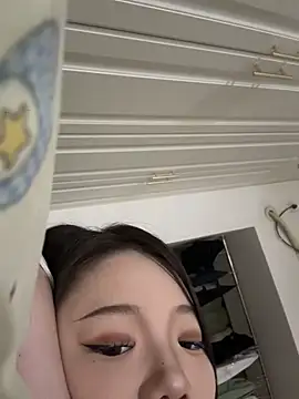 xiaoxiao0611 Chat XXX in diretta