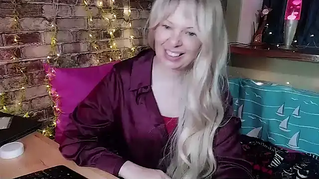 XXX chat uživo modela Fluffy_Duffy962