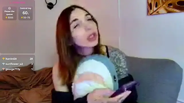 צ'אט XXX בשידור חי של SunriseYuna