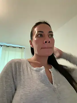 AsianDreamMei - 💋 Close-Up Breast Squeeze