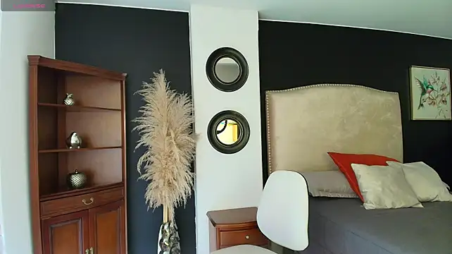 Sheryl_jones - show your open ass