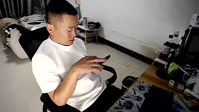 guan0777 XXX чат на живо
