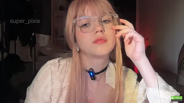 super_pixie live XXX chat