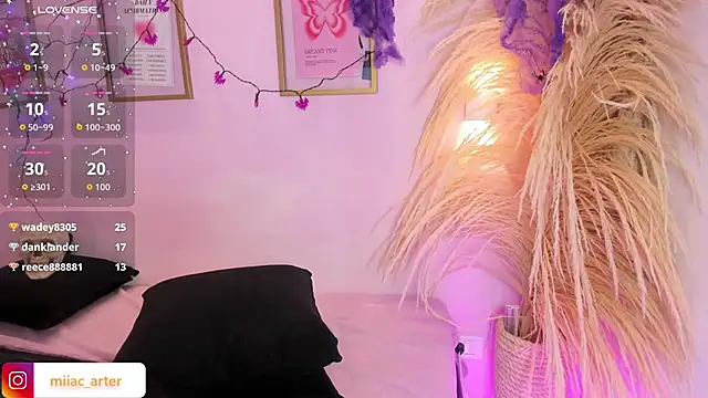 Živý XXX chat MiaaCarter_